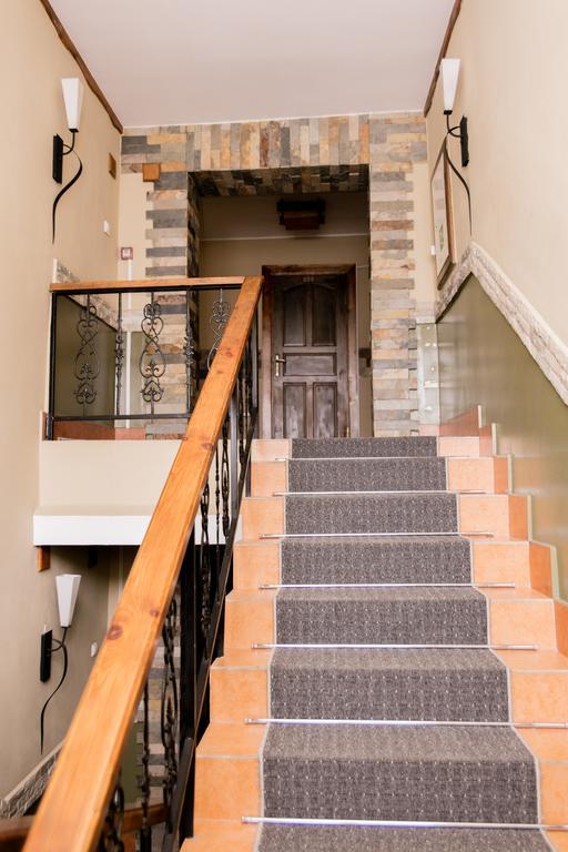 Galirad Hotel Ustʼ-Kamenogorsk 외부 사진