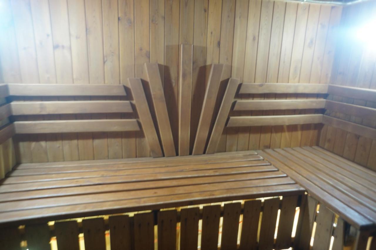 Galirad Hotel Ustʼ-Kamenogorsk 외부 사진